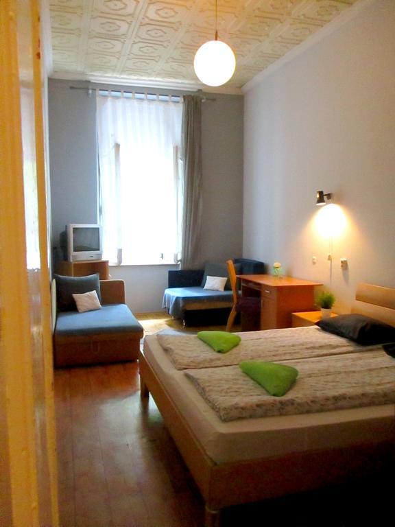 Hostel Al Fresco 크라쿠프 외부 사진