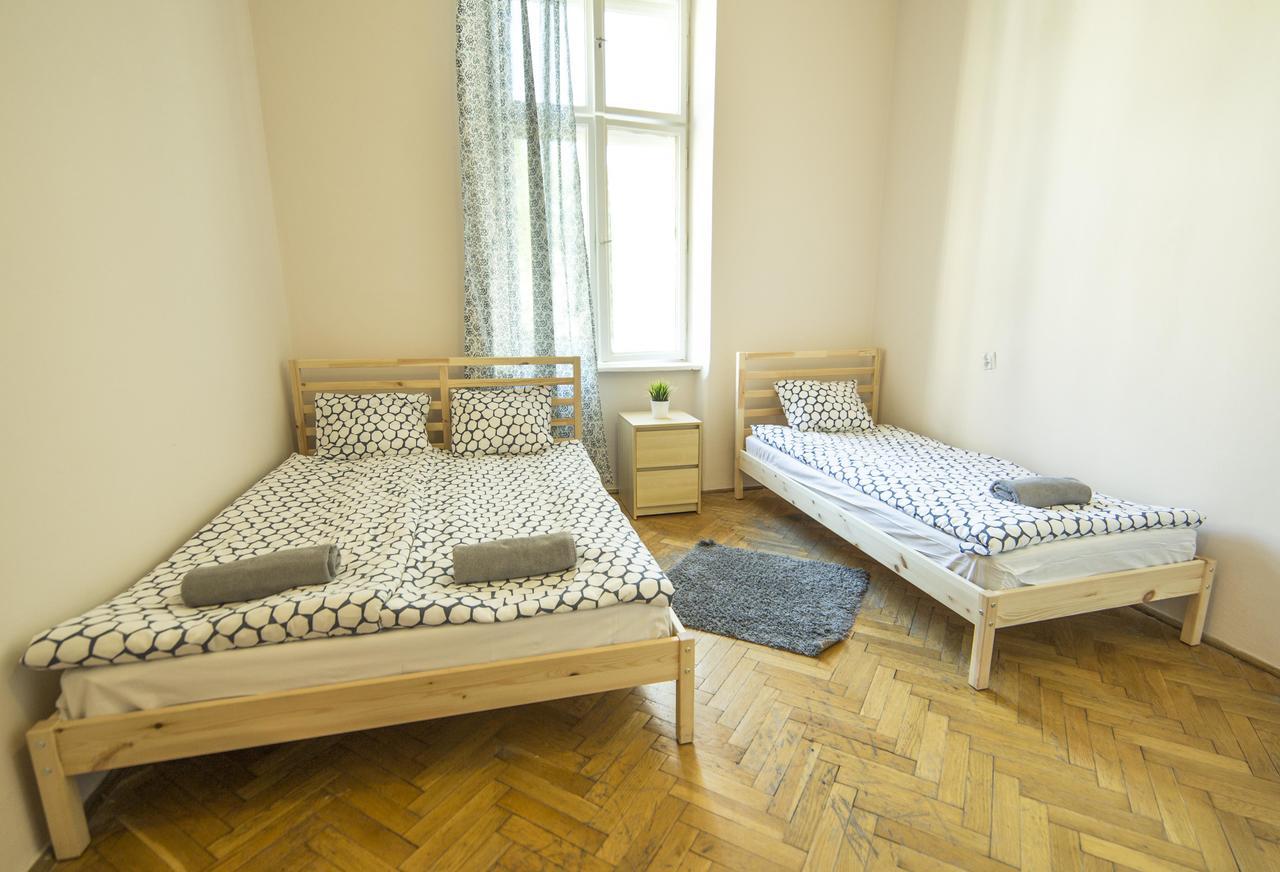 Hostel Al Fresco 크라쿠프 외부 사진